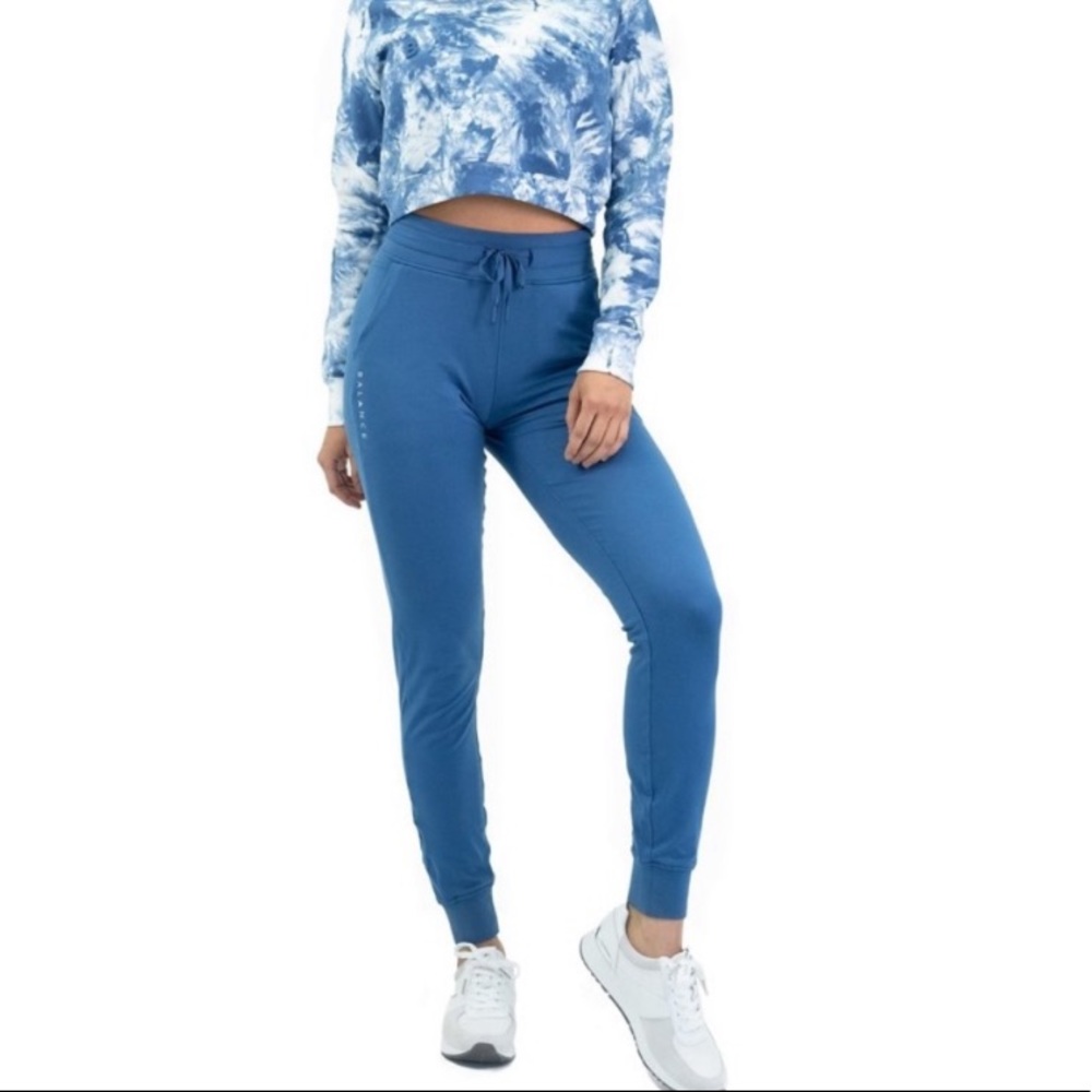 The Women's Select Jogger - Clarity